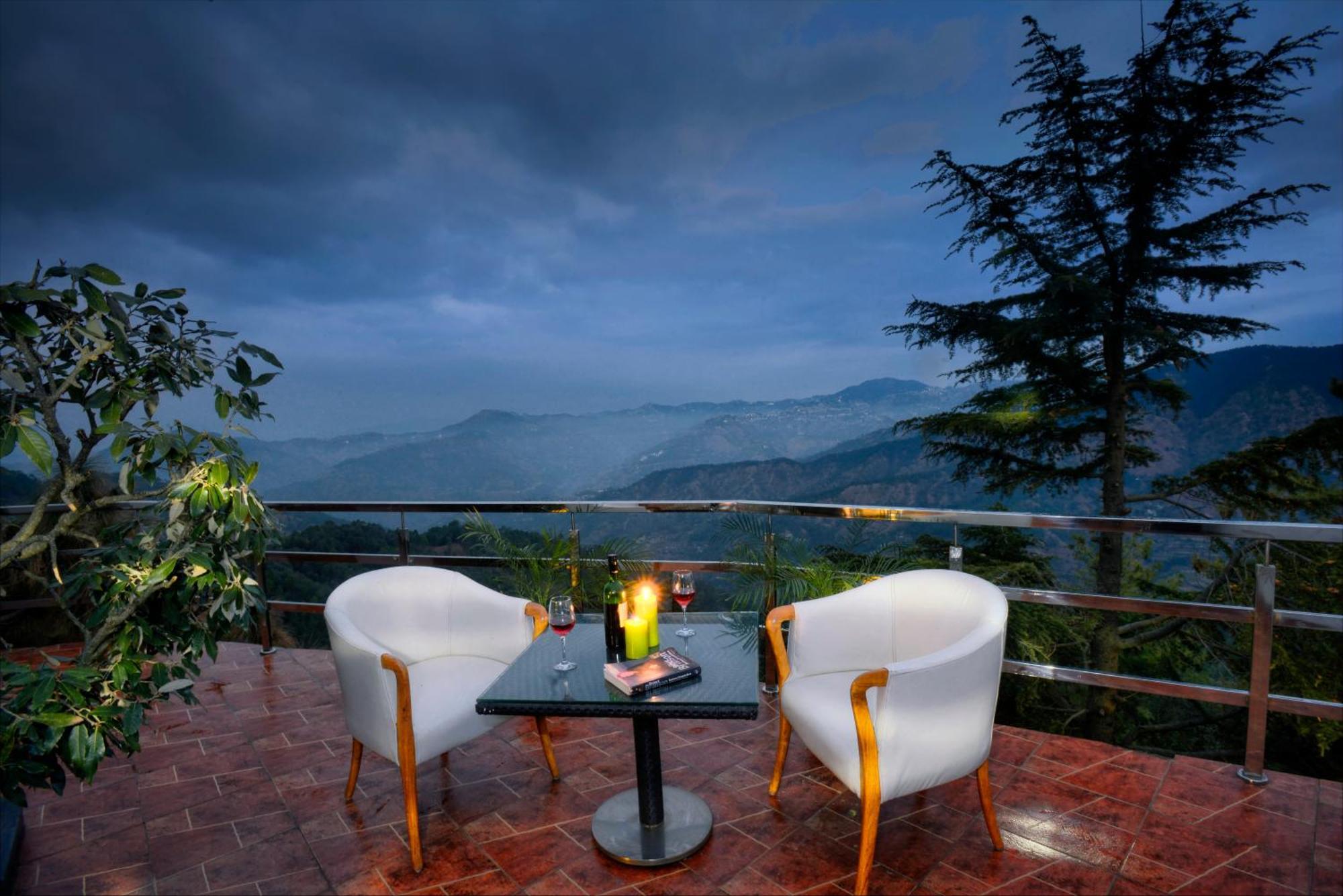 Treehouse Chail Villas Exterior photo